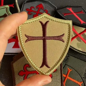 TEMPELRITTER UNGLÄUBIGE MITTELALTER SCHILD PATCH - KLETTVERSCHLUSS - Bild 1 von 1