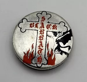 Rare 1980s Black Sabbath Concert Badge 23mm Dia Cross & Devil Silver Red Black - Picture 1 of 8