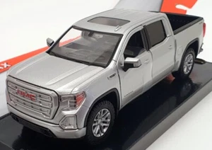 Motor Max 1/27 Scale 79361 - 2019 Ford GMC Sierra 1500 SLT Crew Cab - Silver - Picture 1 of 5