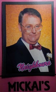 TOPPS "NEIGHBOURS" TRADING CARD NUMBER 7 - 1988 (Grundy Television) - New & Mint - Bild 1 von 2