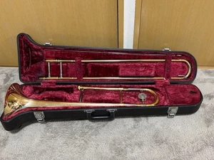 YAMAHA Trombone YSL-455G Instrument Music Wood with Hard Case Gold Brass Bell JP - Picture 1 of 10
