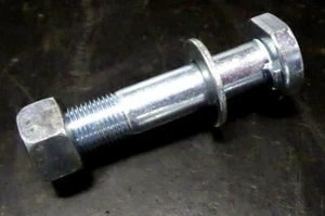 RIM TO DISC BOLT, NUT & WASHER (X1). COMPATIBLE WITH: MASSEY FERGUSON & FORD NH - Picture 1 of 4