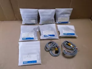 E3F-3C4 Omron NEW In Box Photoelectric Sensor Switch E3F-3L & E3F-3DC4 - Picture 1 of 4
