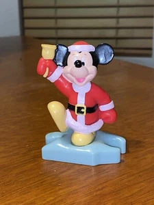 DISNEY'S MICKEY MOUSE VINTAGE CHRISTMAS TOY MCDONALDS PUZZLE PIECE COLLECTIBLE  - Picture 1 of 2
