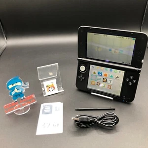 Consola Nintendo 3DS LL XL Monster Hunter 4 Cargador Japonés Tarjeta SD Probada - Imagen 1 de 23
