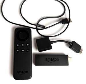 Amazon Fire TV Stick (1. Gen) Media Streamer mit Fernbedienung & Kabel GETESTET KOMPLETT - Bild 1 von 5