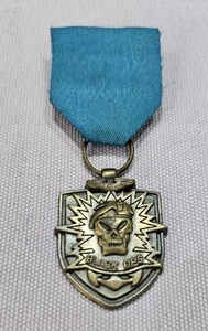 Call Of Duty Black Ops Prestige Edition Medal - Picture 1 of 3