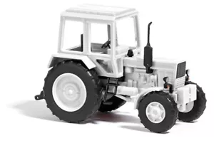 Busch 60262- 1/87/H0 Kit: Tractor Belarus MTS 82 - New - Picture 1 of 1