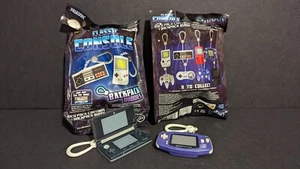 Lot Of 2 - Classic Console Gaming Bag Clips - Picture 1 of 6