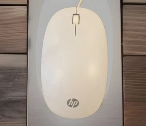 HP White Lifestyle White Wired USB Optical Mouse MODEL TPC-P001M 2 Button Scroll - Picture 1 of 9