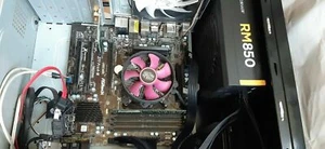 Windows 10 PC with ASrock Z77Pro4-M MB, Pentium G2130 CPU 3.2GHz, RM850 CORSAIR - Picture 1 of 9