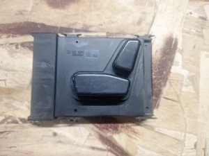 2011-2020 DODGE CARAVAN FRONT LEFT SEAT ADJUSTMENT CONTROL SWITCH OEM 093411 - Bild 1 von 3