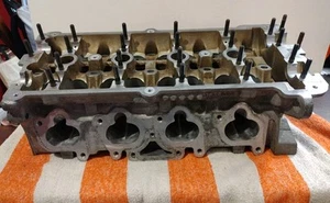 VW ENGINE HEAD 027103373E 16v 1987 1988 Jetta? Golf? Others 1.8 L DOHC - Picture 1 of 24
