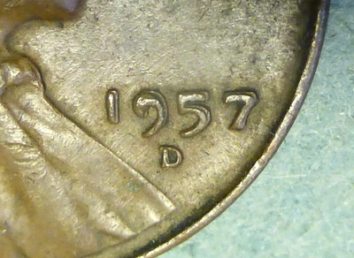 1957-D LINCOLN CENT "DOUBLE DATE"  MINT ERROR - Image 1 of 3