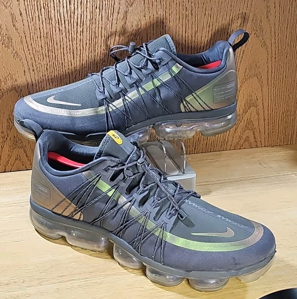 Nike Air VaporMax Run Utility Black for Sale | Authenticity Nike Air VaporMax Run Utility Black for Sale | Authenticity
