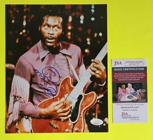 CHUCK BERRY SIGNED 8"X10" COLOR PHOTO CERTIFIED AUTHENTIC WITH JSA COA psa bas - Picture 1 of 1