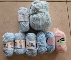 3ply Acrylic yarn. - Picture 1 of 1