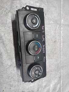 2012 - 2014 Chevrolet GMC Silverado Sierra A/C Heater Climate Control Unit OEM - Picture 1 of 7