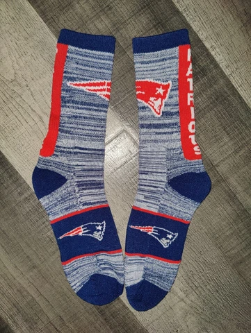 New England Patriots Mens Vertical Marble NFL Team Crew Socks Large Cover