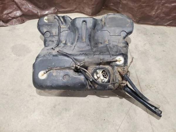 Nissan 240sx S14 1994-1998 tanque de combustible OEM tanque de gasolina 17205-15U00 Foto 1 de 4