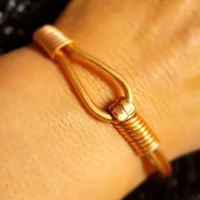 1 Pc Pure Copper Bangle, Unisex Cuff Bracelet, Hammer Healing Bangles Openable - Image 1 of 4