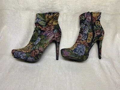 botas florales mujer diba talla US 9,5M Foto 1 de 4