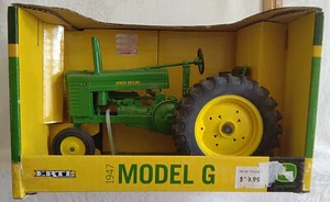 NIB JOHN DEERE 1947 Model G Toy Tractor 1/16 Scale Diecast Metal 45345 Ertl Tomy - Picture 1 of 6