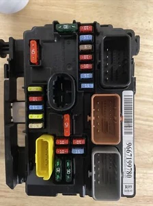 BSM R09 9667199780 PSA PEUGEOT CITROEN UPC BSI UCH - Picture 1 of 1