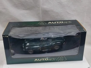 Autoart Classics 1/18 1957 Jaguar D-Type Diecast Modell Sportwagen grün boxed - Bild 1 von 11