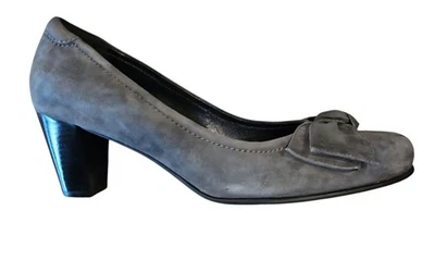 Zapatos de salón Ecco talla 8,5 gris salvia gamuza punta cerrada sin cordones acento de moño tacón de 2,5" Foto 1 de 4