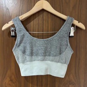 Sport Weste BH Grau Gym Workout Stretchig Damen Gr. S Laufen - Bild 1 von 3