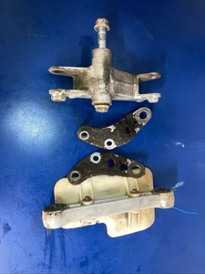 1987 Kawasaki Kdx 200 Rear Shock Linkages And Arms - Picture 1 of 2