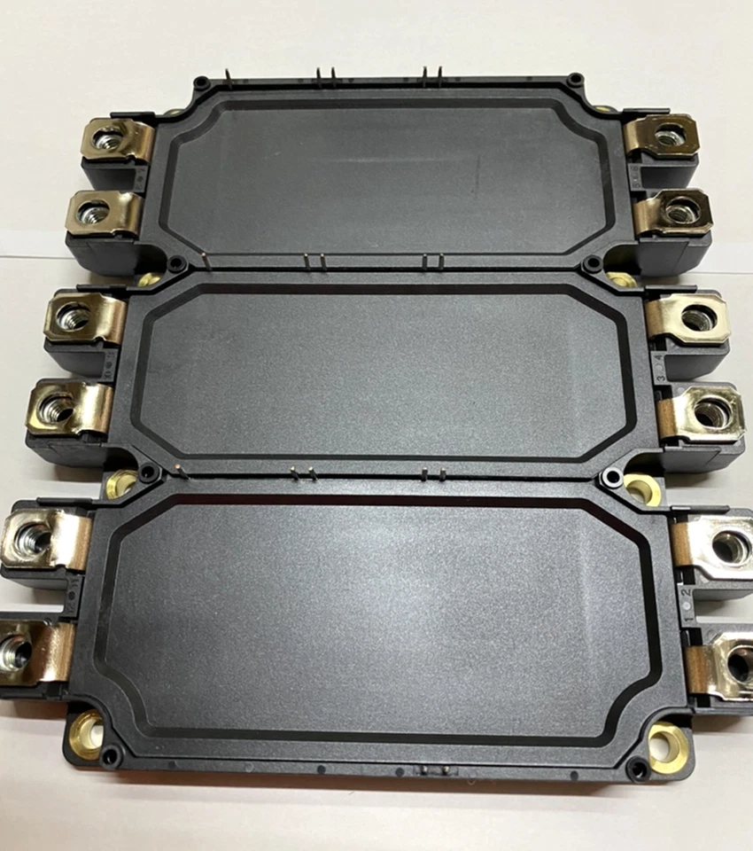 Fuji 6MBI450U-170 600A 1.7 kW Insulated Gate Bipolar Transistor