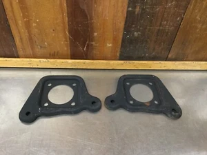 Fiat 124 Spider • Original Front Spindle Brake Caliper Mounting Plate Set. KF298 - Bild 1 von 6
