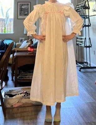 Vintage American Girl Samantha Nightgown girl's Medium White Pink Ribbon Demure - Image 1 of 4