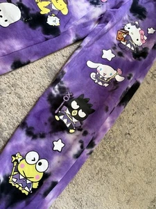 Hello Kitty & Friends Gr. Small Magic Card lila Batik Jogginghose Sanrio neu ohne Etikett - Bild 1 von 5