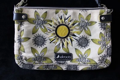 Crossbody Purse SAKROOTS Floral Front Embroidered Sun Zippers 3 Compartments EUC - Image 1 of 4