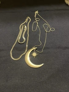 Set Of 2 Paparazzi Necklaces And 1 Bracelet - Picture 1 of 3