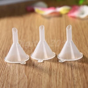 10 pezzi plastica liquido olio imbuti bottiglia diffusore profumo filtro laboratorio strumento bellezza - Foto 1 di 10