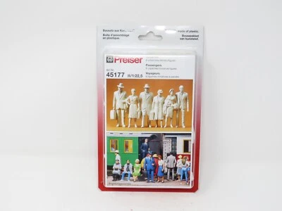 Juego de figuras Preiser G 45177 Standing Passengers Train Station Travelers People Foto 1 de 2
