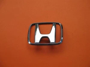 94 95 96 97 HONDA ACCORD SEDAN REAR LID CENTER EMBLEM LOGO BADGE SIGN SYMBOL #5 - Picture 1 of 3