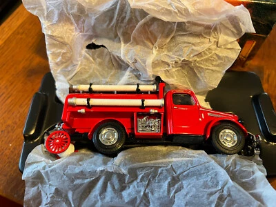 NIB Matchbox Collectibles YFE04-M 1939 Bedford Tanker Fire Engine - Image 1 of 4