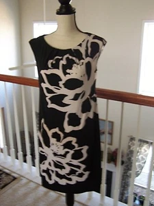 Studio By London Times Women's 4 Dress Sleeveless Black/White Floral - Picture 1 of 6