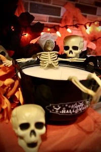 halloween candle - Picture 1 of 1