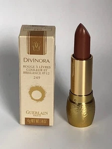 Guerlain Divinora Colour and Shine Lipstick SPF 12 no. 249 - Foto 1 di 2