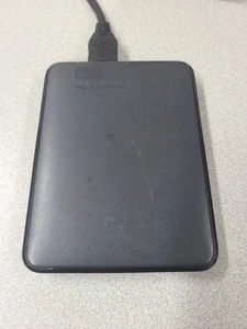 Western Digital 2TB Elements External Portable Hard Drive WDBU6Y0020BBK w/ cable - Picture 1 of 2