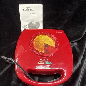 Sunbeam Pie Maker Bakes 4 at Once Red Quiche + MANUALE ISTRUZIONI RICETTA Mini - Foto 1 di 10