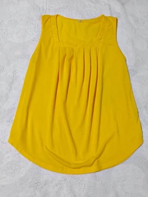Blusa amarilla sin mangas con cuello cuadrado plisada frontal talla XL para mujer Foto 1 de 3