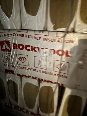 Rockwool Insulation Slab X 2 - Image 1 of 3