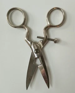 Vintage Sammann Italy Button Hole Scissors with Adjustment Screw 4-1/4" - Picture 1 of 5